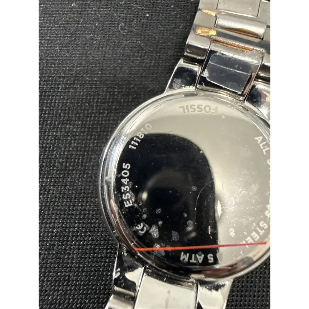 Fossil up auction